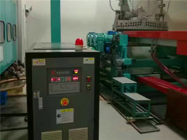 水式模溫機(jī)的卓越優(yōu)勢與核心功能——?dú)W能以優(yōu)質(zhì)口碑打造水資源專用機(jī)械設(shè)備